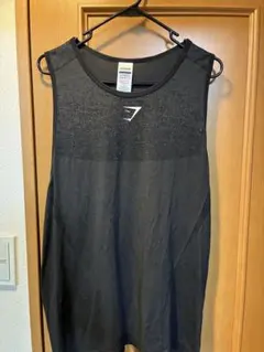 の*ゃ様 GYMSHARK タンク トップ ブラックのサムネイル