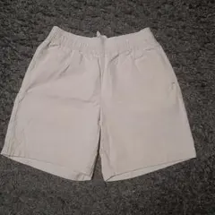 GU メンズ ショートパンツ オフホワイト サイズLのサムネイル