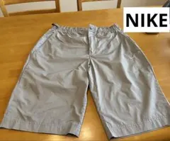 NIKE ナイキ ナイロンパンツ グレー メンズ ほつれありのサムネイル