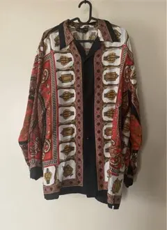 総柄シャツ長袖