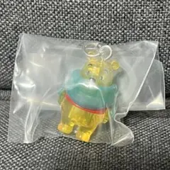 ディズニーキャラクター　めじるしアクセサリー　winter くまのプーさん