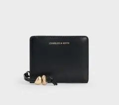 CHARLES & KEITH 二つ折り財布 ブラック