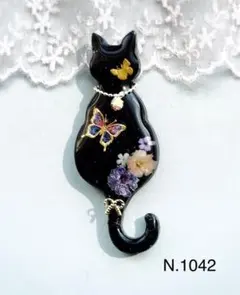 手描き　夜空②   ヘアゴム　ブローチ　レジン　猫 夜空の星のねこさん ②レジンヘアゴム - メルカリ