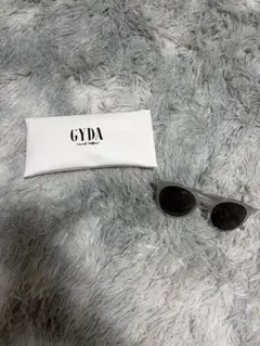 GYDA クリアボストンサングラス グレーのサムネイル