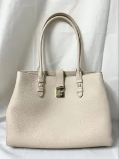 ✨️美品✨️FURLA Florence ビジネストート 肩掛け フォーマル ✨️美品✨️FURLA Florence ビジネストート 肩掛け フォーマル
