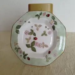 Wedgwood Wild Strawberry 皿 約13cm