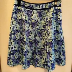 Style com フレアスカート 花柄 ブルー系のサムネイル