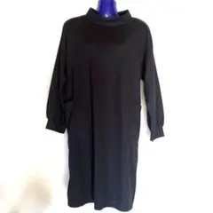 紺色　ハイネックタートルネック長袖ワンピース