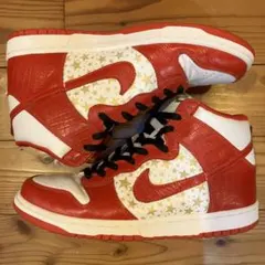Supreme × Nike SB Dunk High 