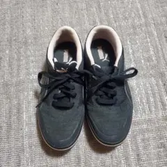 PUMA スニーカー ブラック