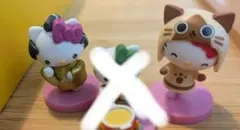 ハローキティ チョコエッグ　コラボレーション　モンハン　7番