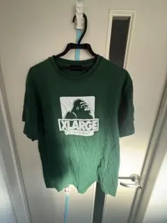 XLARGE グリーン Tシャツ ロゴプリント