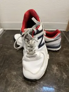 Item thumbnail for item 8cbf4e47-5d99-40d7-9733-4daf559b3d46