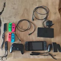Nintendo Switch本体2018年製+周辺機器セット