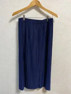 新品＊UNIQLOランダムプリーツロングスカート　ネイビー