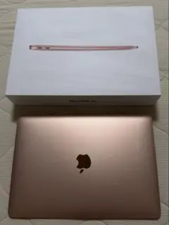 M1チップ搭載13インチMacBook Air - ゴールド