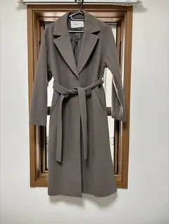 ナチュラルビューティーベーシック　ロングコート　グレー