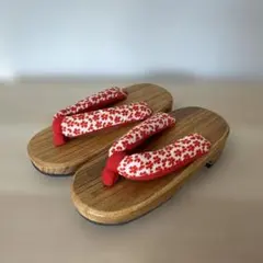 キッズ草履 赤い花柄鼻緒 木製