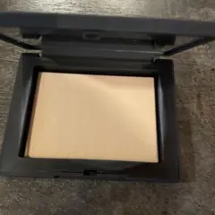 NARS ライトリフレクティングセッティングパウダー プレスト Nのサムネイル