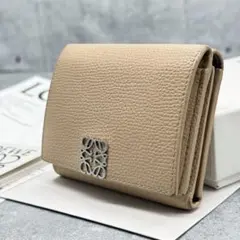 ロエベ アナグラム トライフォールド ウォレット 折り財布 ベージュ 付属品あり