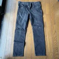 GU ブラック スリムフィット デニムパンツ