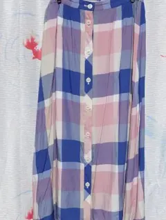 ブルーレーベル　ピンク×ブルー系スカート