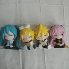 ボカロ 肩ズンFig. 全種類　コンプリート 初音ミク