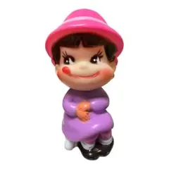 【昭和レトロ】ペコちゃん ソフビ人形 ピンクの帽子のサムネイル