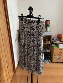 花柄　フレアスカート サイズ38 H&M