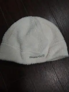 キッズ　mont-bell アイボリー ニット帽 S/M