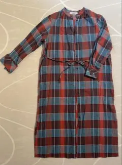 数年前に購入したAllumerのロングシャツです。 購入後1回しか着ていません。