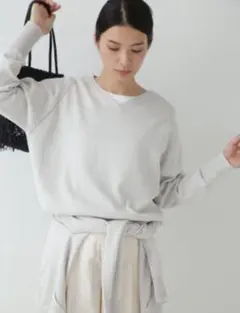 ■美品 HUMAN WOMAN ペーパーヤーンプルオーバーニット