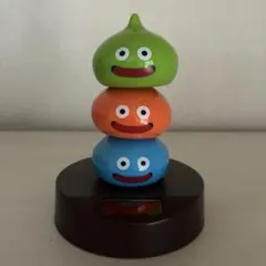 ドラゴンクエスト　ぐらぐらソーラーフィギュア　スライムタワー