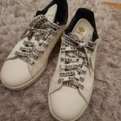 マリメッコ　アディダス　スタンスミス　コラボ　スニーカー
