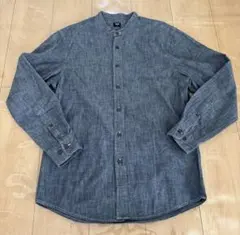 ユニクロ シャンブレースタンドカラーシャツ