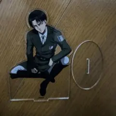 進撃の巨人　リヴァイ　アクリルスタンド