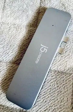 MacBook Air/Pro対応7-in-1 USB-Cマルチポートアダプター