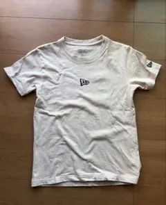 NEW ERA キッズ Tシャツ 140cm ベージュのサムネイル
