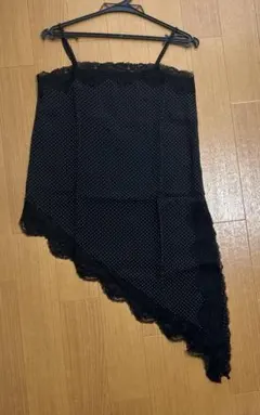 新品未使用タグ付き ドットアシンメトリーレースキャミ