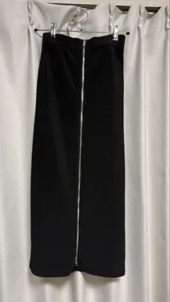 GU フロントジップスカート