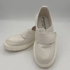 Item thumbnail for item 194e71c9-6a7a-4dd2-91db-21c4145be1bc