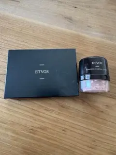 ETVOS パウダーファンデーション チークのサムネイル