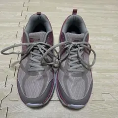 ATHREAMグレー/ピンク メッシュランニングシューズ 24.5cm