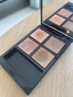 アディクション　ザアイシャドウパレット001