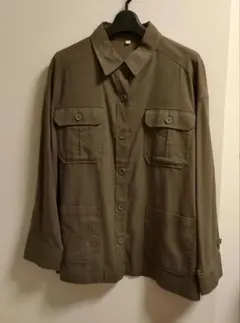 レディースシャツジャケット Ｌサイズ　オーバーサイズ　カーキ色　未使用