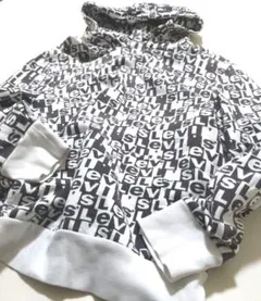 ☆Levi’s☆リーバイス 総柄 ロゴ プルオーバーパーカー フーディー