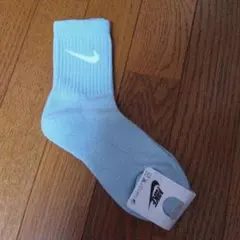 Nike 水色 クルーソックス 未使用タグ付き