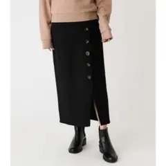 【azul by moussy】ブラック ボタン付きタイトスカート