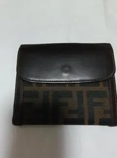 Fendi 二つ折り財布 FFロゴデザイン