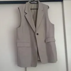 ベージュ ノースリーブ テーラードベスト